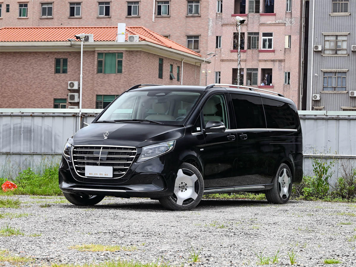 奔驰V260
